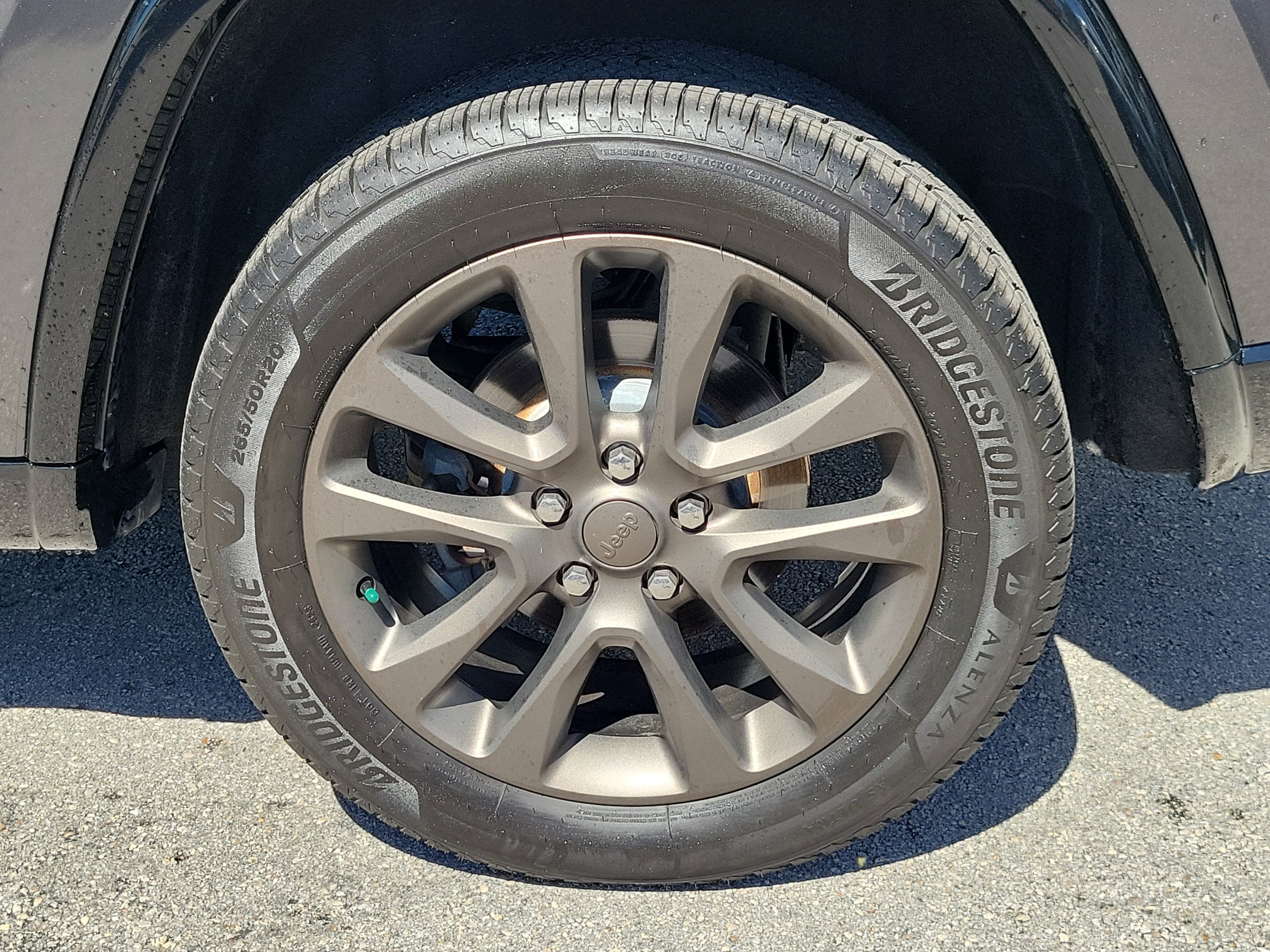 Used 2016 Jeep Grand Cherokee Limited 75th Anniversary image 28