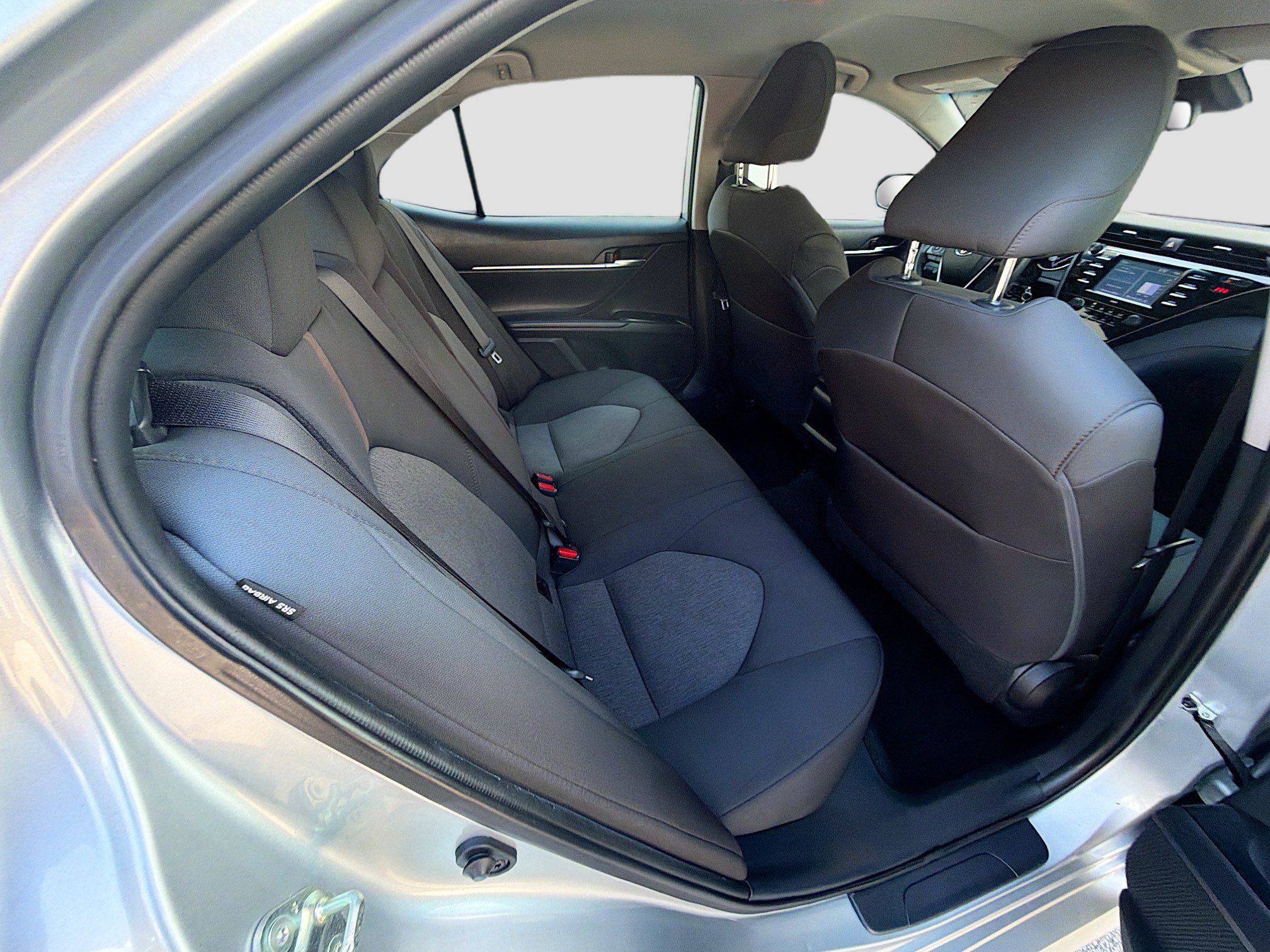 Used 2020 Toyota Camry LE FWD image 25