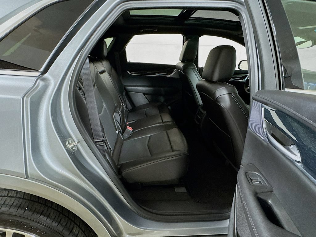 Used 2025 Cadillac XT5 Premium Luxury FWD image 27