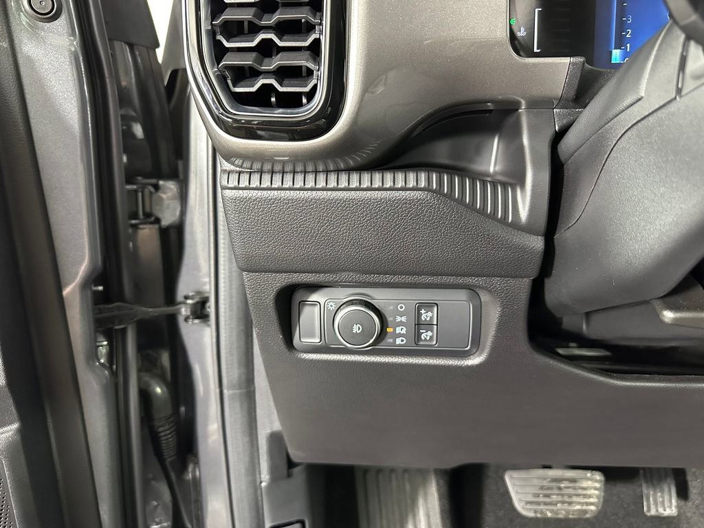 Used 2025 Ford Ranger XLT w/ Advanced Towing Package image 15