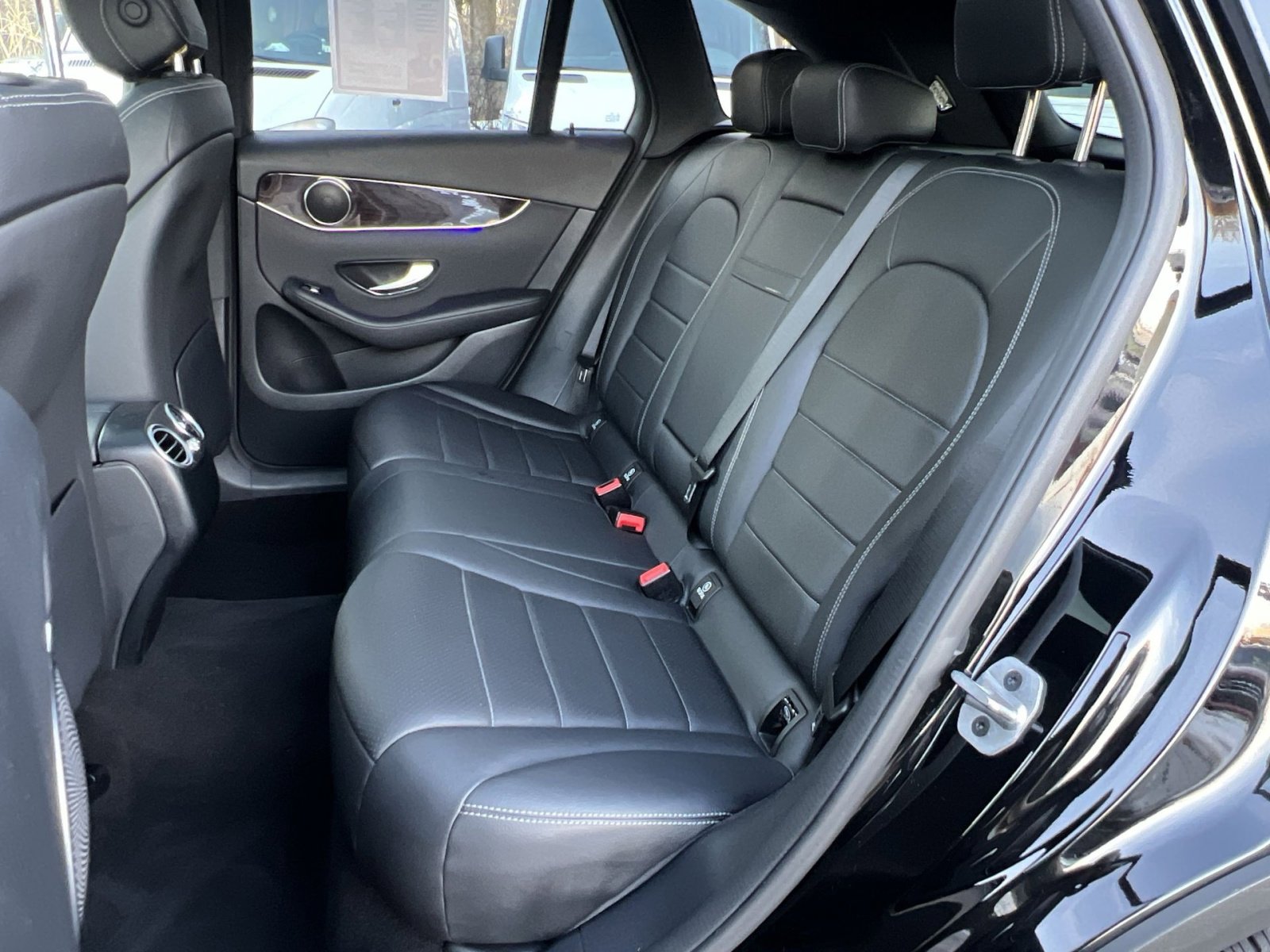 Certified 2022 Mercedes-Benz GLC 300 4MATIC w/ Premium Package Lite image 23