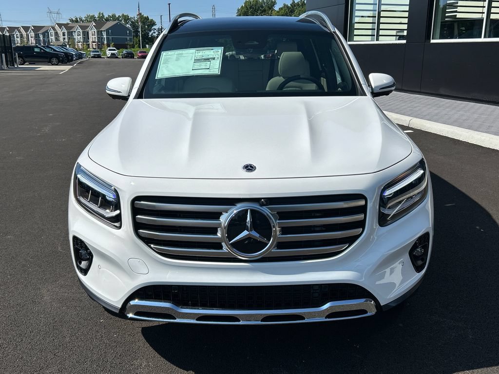 New 2026 Mercedes-Benz GLB 250 4MATIC image 3