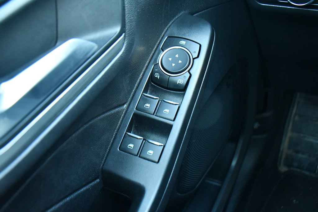 Used 2021 Ford Escape Titanium image 23