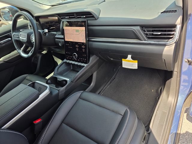 New 2026 GMC Terrain Denali w/ LPO, Floor Liner Package AWD/4WD image 17