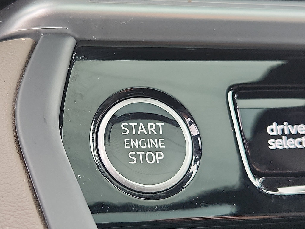 Certified 2025 Audi Q5 Premium w/ Premium Plus AWD/4WD image 23