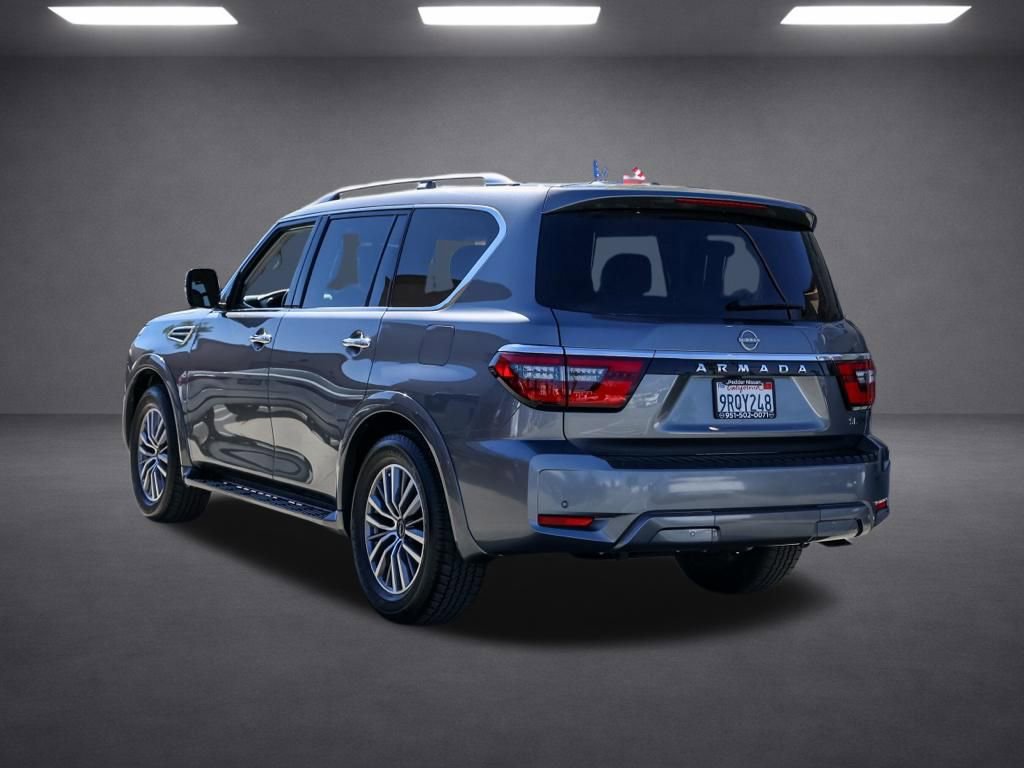 Used 2024 Nissan Armada SL w/ Captain's Chairs Package image 6