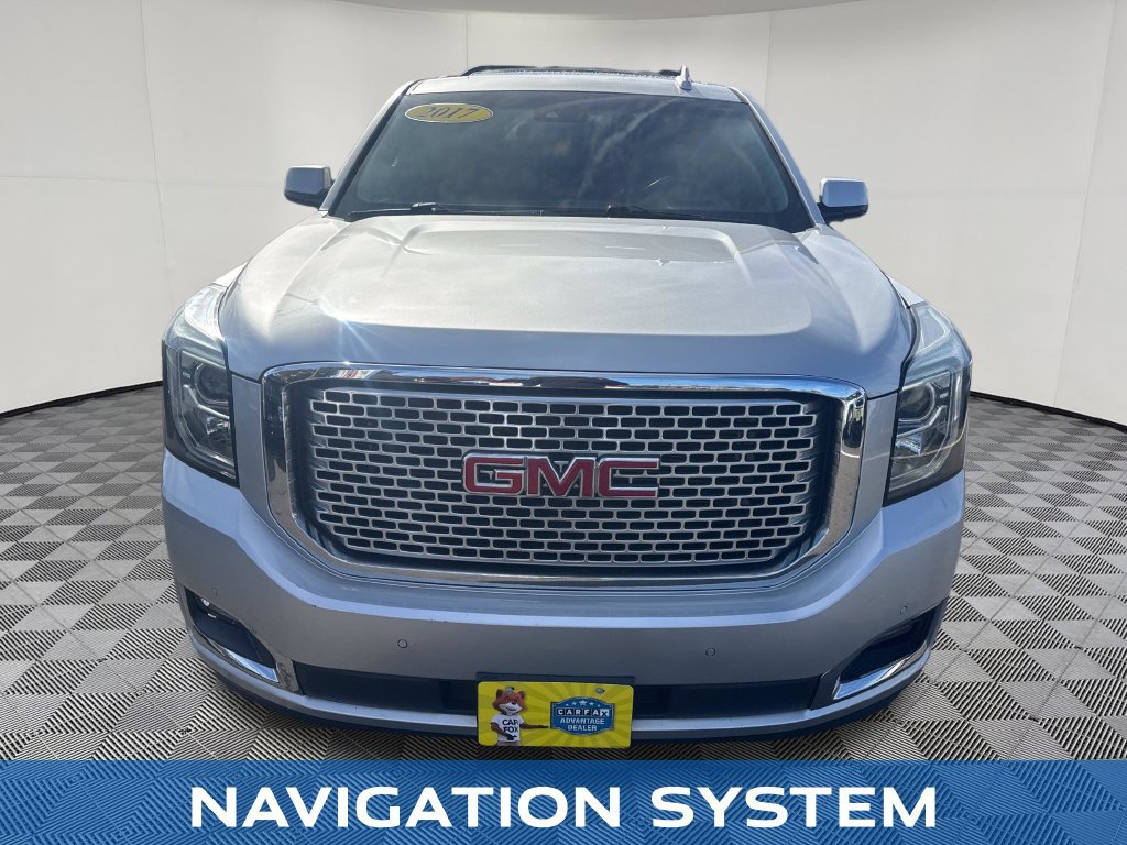Used 2017 GMC Yukon Denali w/ Open Road Package AWD/4WD image 9
