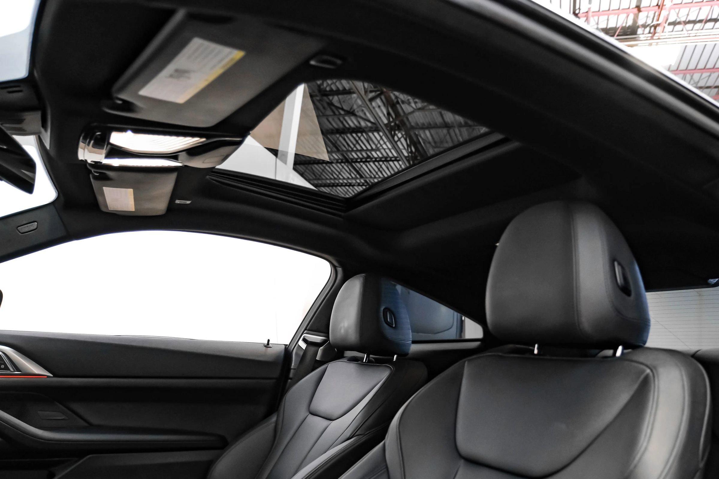 Used 2021 BMW 430i Coupe w/ Premium Package RWD image 28