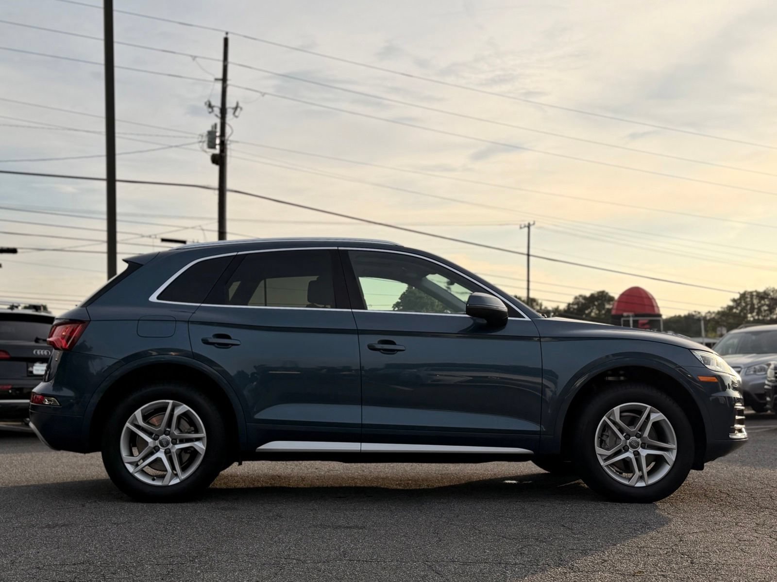 Used 2018 Audi Q5 Prestige w/ Premium Plus Package AWD/4WD image 6