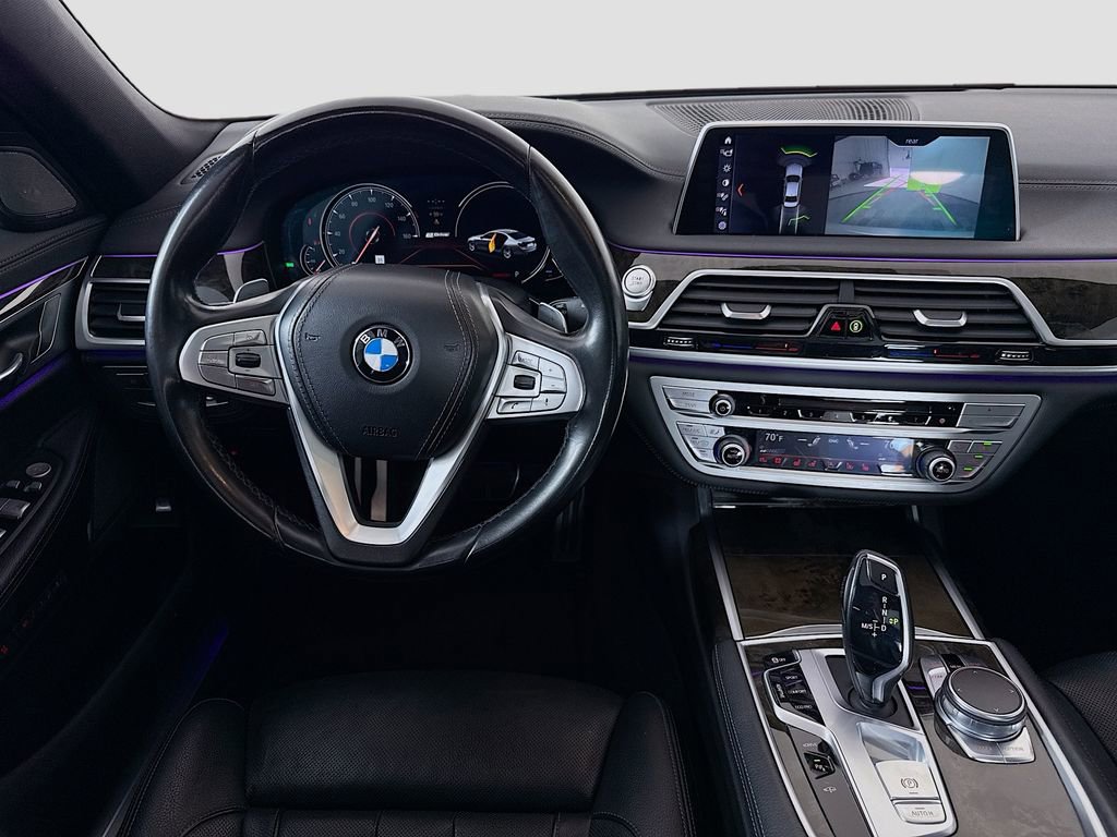 Used 2018 BMW 740e xDrive image 22