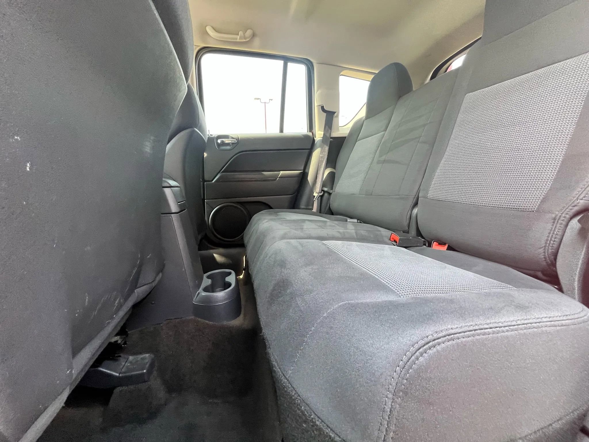 Used 2013 Jeep Compass Latitude image 12