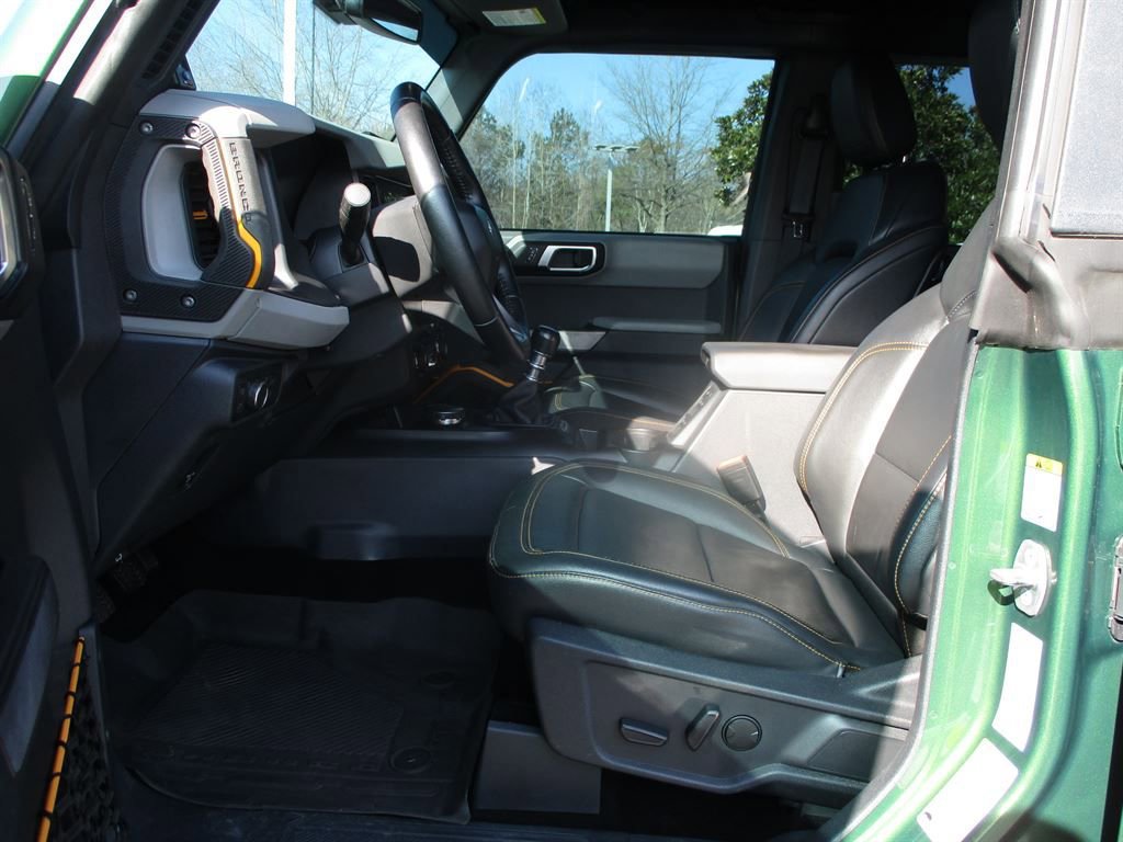 Used 2022 Ford Bronco Badlands image 11