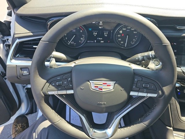 New 2025 Cadillac XT6 Sport w/ Technology Package image 41
