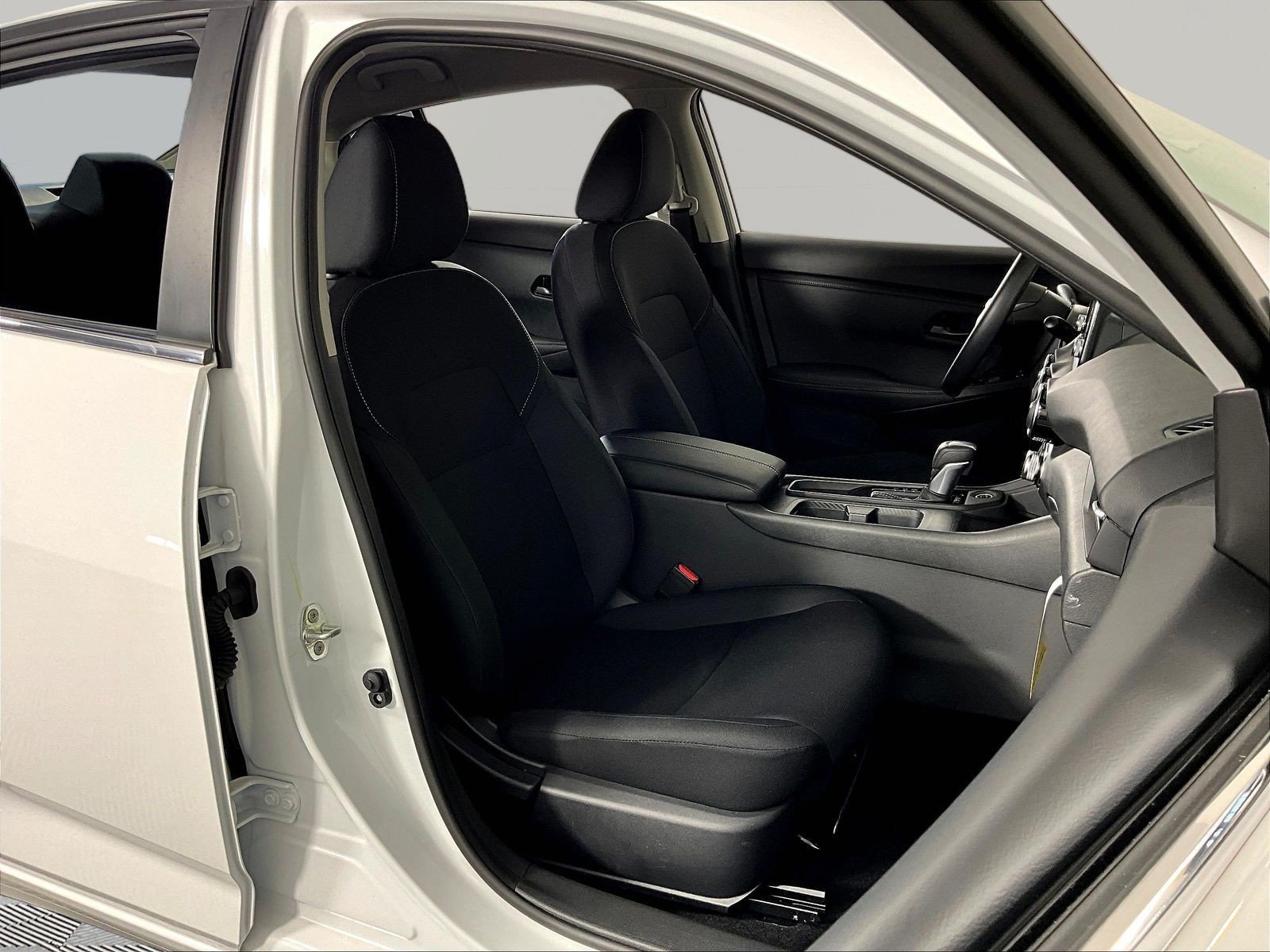 Certified 2025 Nissan Sentra S FWD image 26