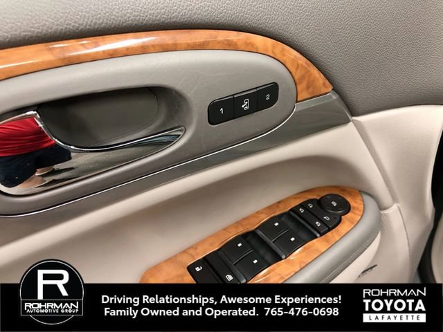 Used 2009 Buick Enclave CXL w/ Driver Confidence Package AWD/4WD image 12