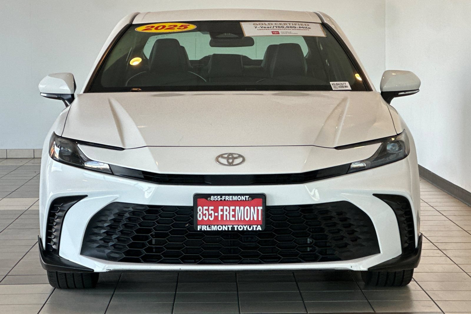 Certified 2025 Toyota Camry SE FWD image 6