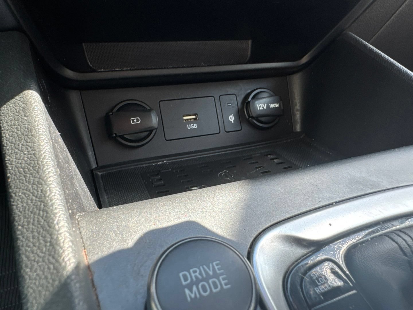 Used 2022 Hyundai Kona SEL w/ Convenience Package AWD/4WD image 28