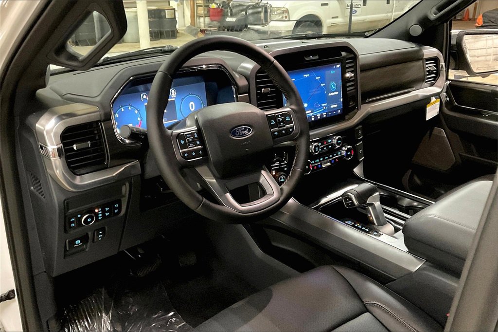 New 2025 Ford F150 Lariat image 6