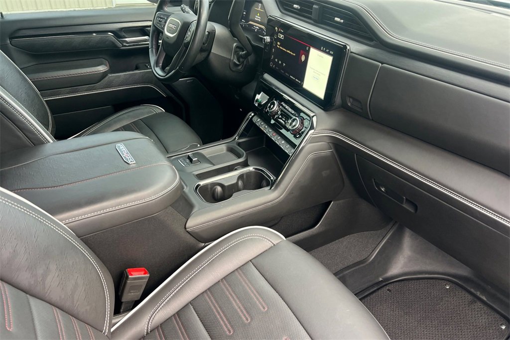 Used 2024 GMC Sierra 2500 AT4X image 13