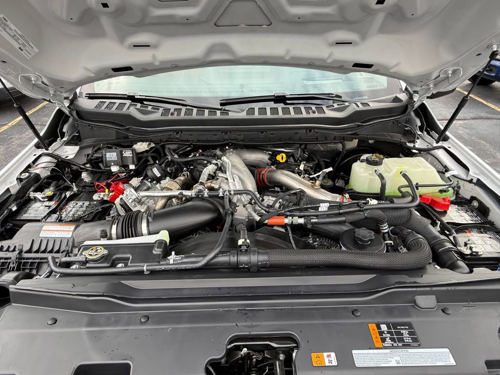 New 2026 Ford F250 Lariat w/ Black Appearance Package image 83