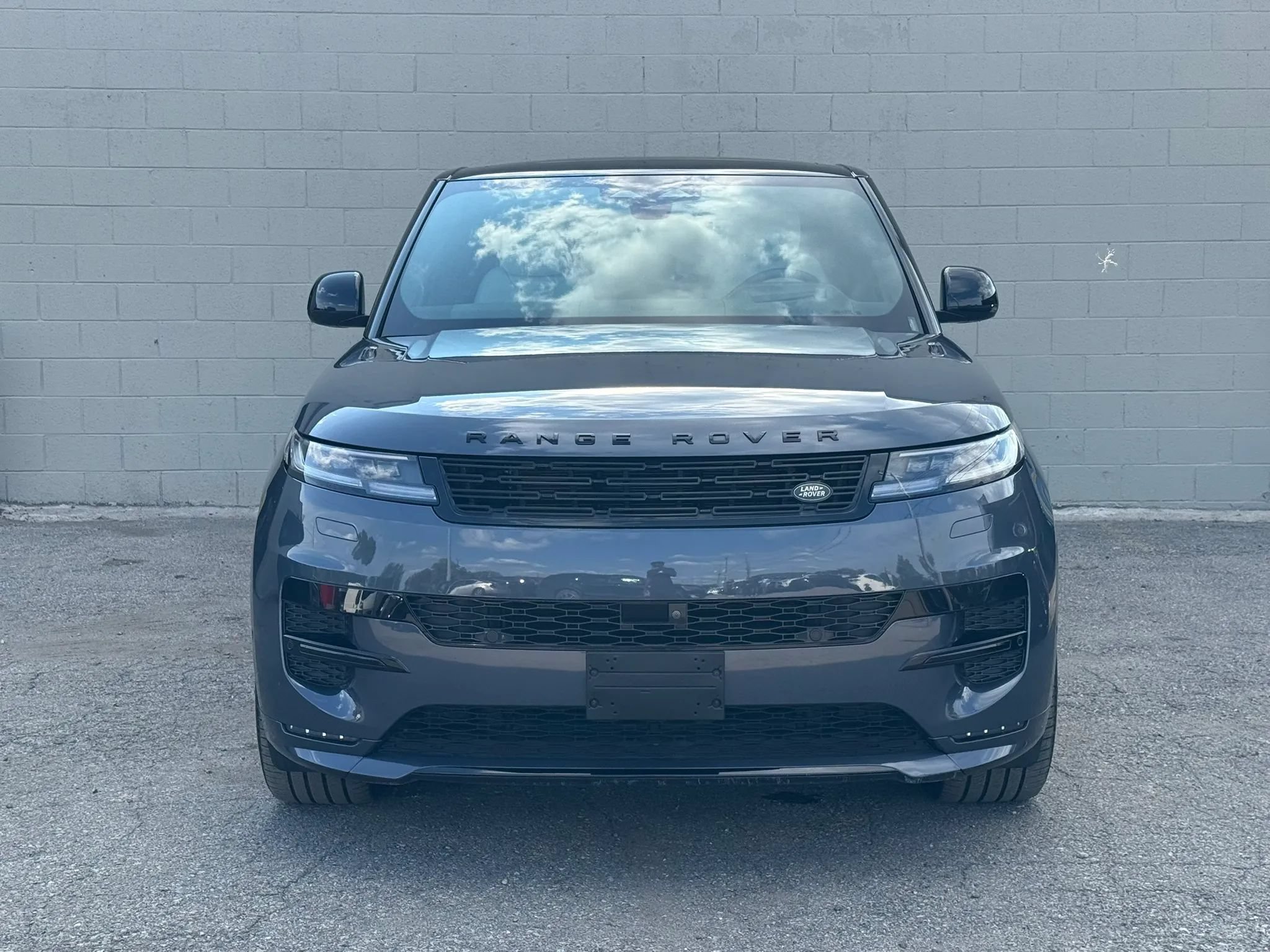 Used 2024 Land Rover Range Rover Sport Autobiography AWD/4WD image 17
