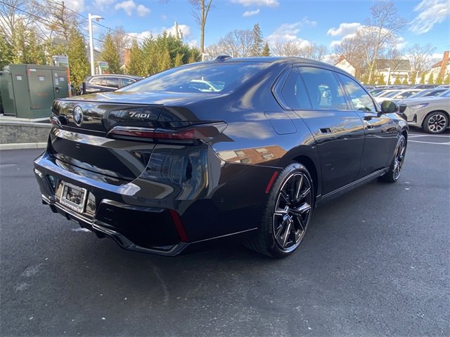 Certified 2025 BMW 740i xDrive w/ Executive Package image 5