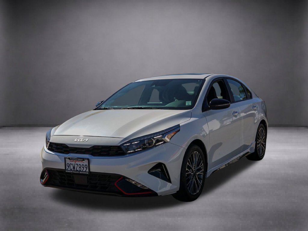 Used 2023 Kia Forte GT-Line w/ GT-Line Premium Package FWD image 9