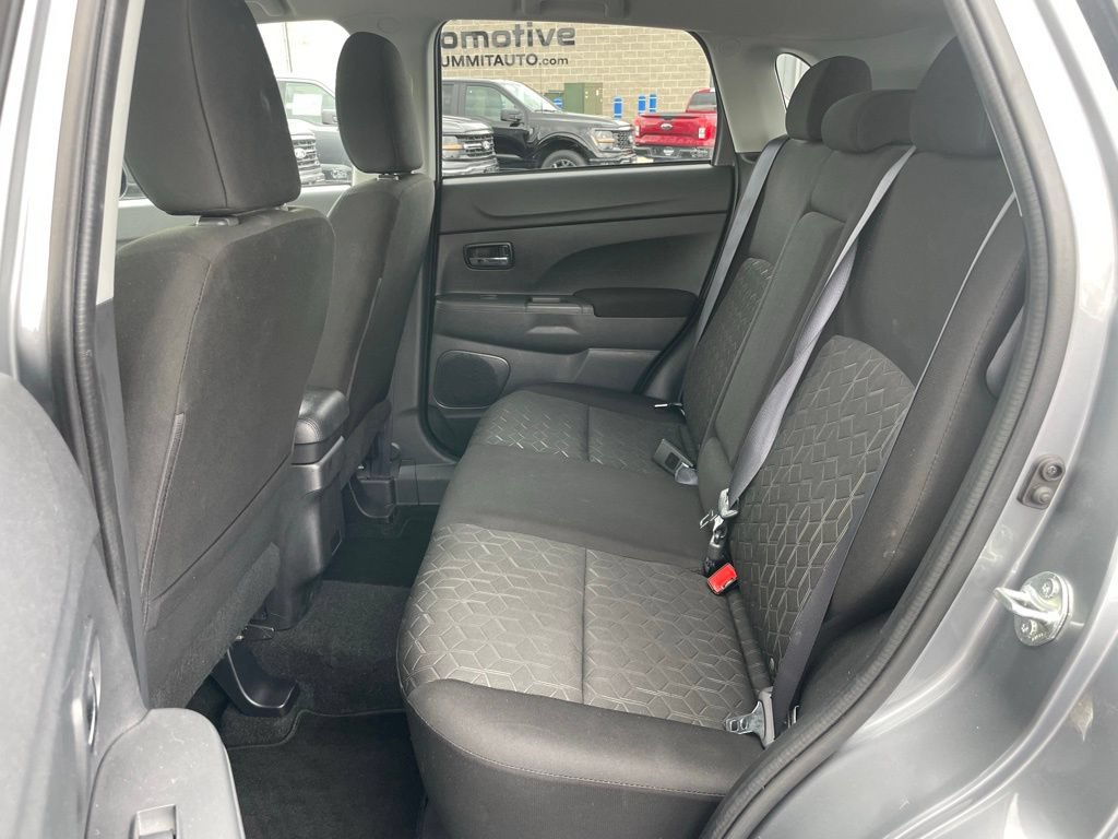 Used 2024 Mitsubishi Outlander Sport ES AWD/4WD image 8