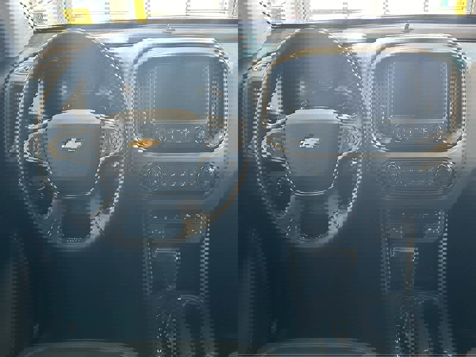 Used 2018 Chevrolet Colorado Z71 AWD/4WD image 11