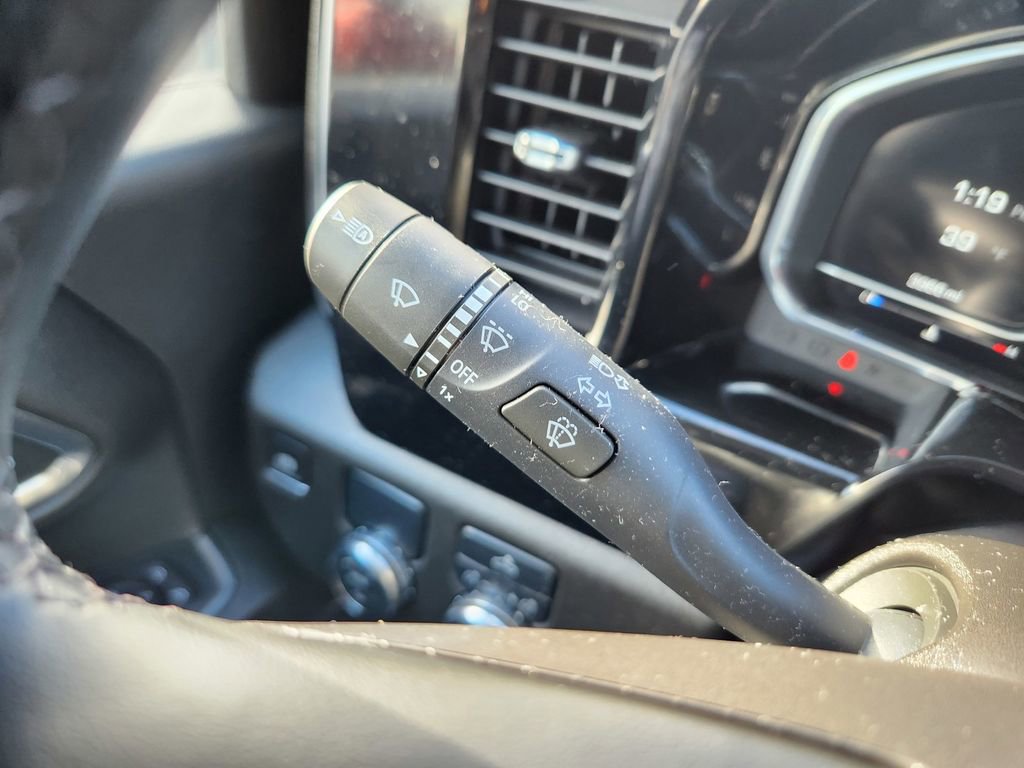 Used 2024 GMC Sierra 3500 SLE w/ SLE Convenience Package image 22