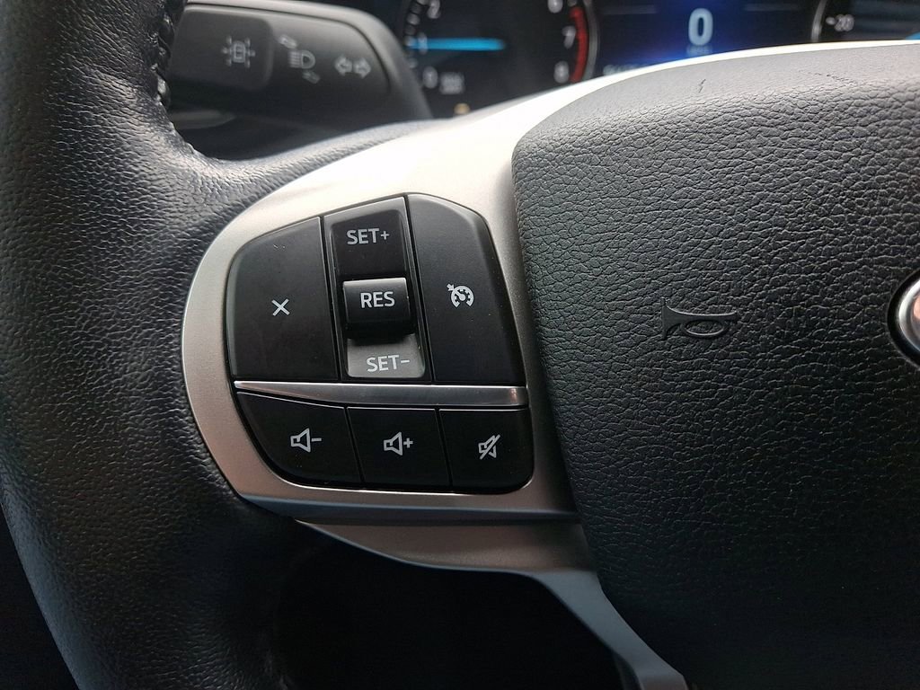 Used 2021 Ford Explorer XLT AWD/4WD image 22