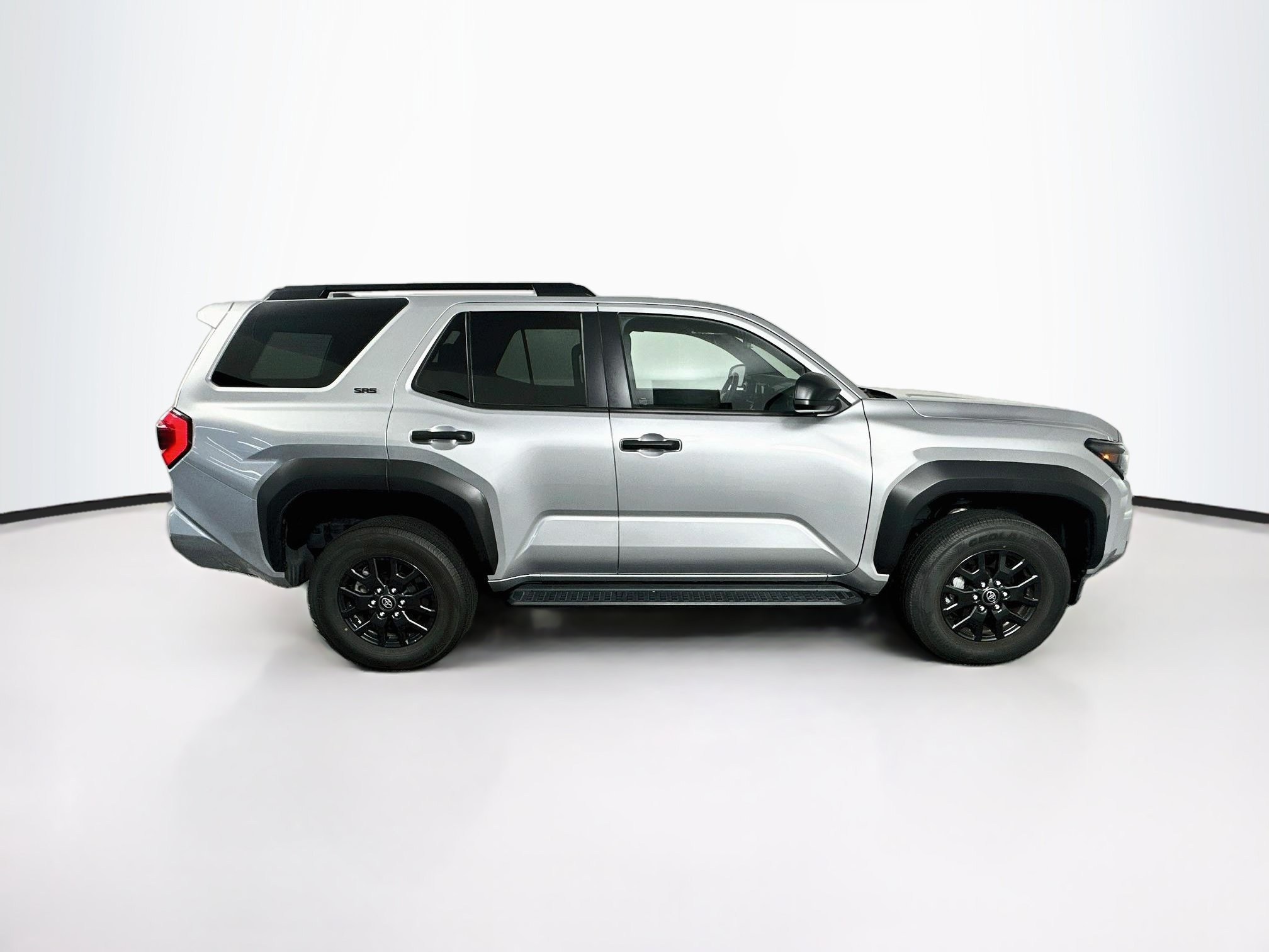 Used 2025 Toyota 4Runner SR5 AWD/4WD image 10