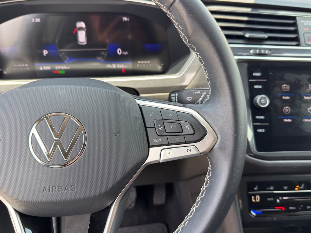Used 2023 Volkswagen Tiguan SE FWD image 18