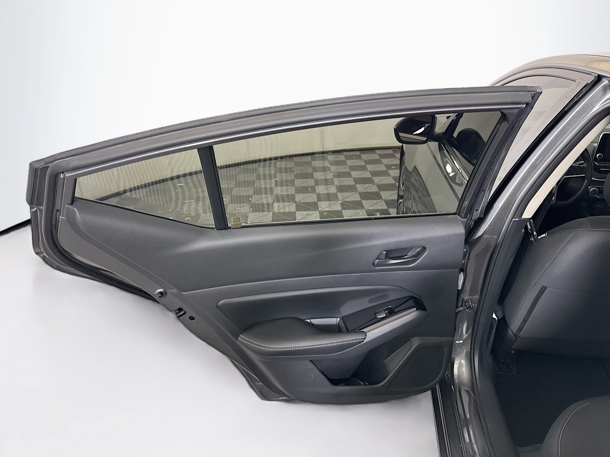 Used 2023 Nissan Altima 2.5 SV FWD image 24