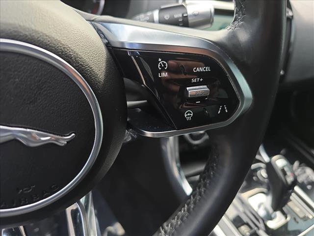 Used 2020 Jaguar XE S AWD/4WD image 18