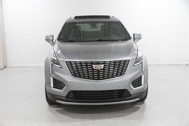 Used 2024 Cadillac XT5 Premium Luxury AWD/4WD image 2
