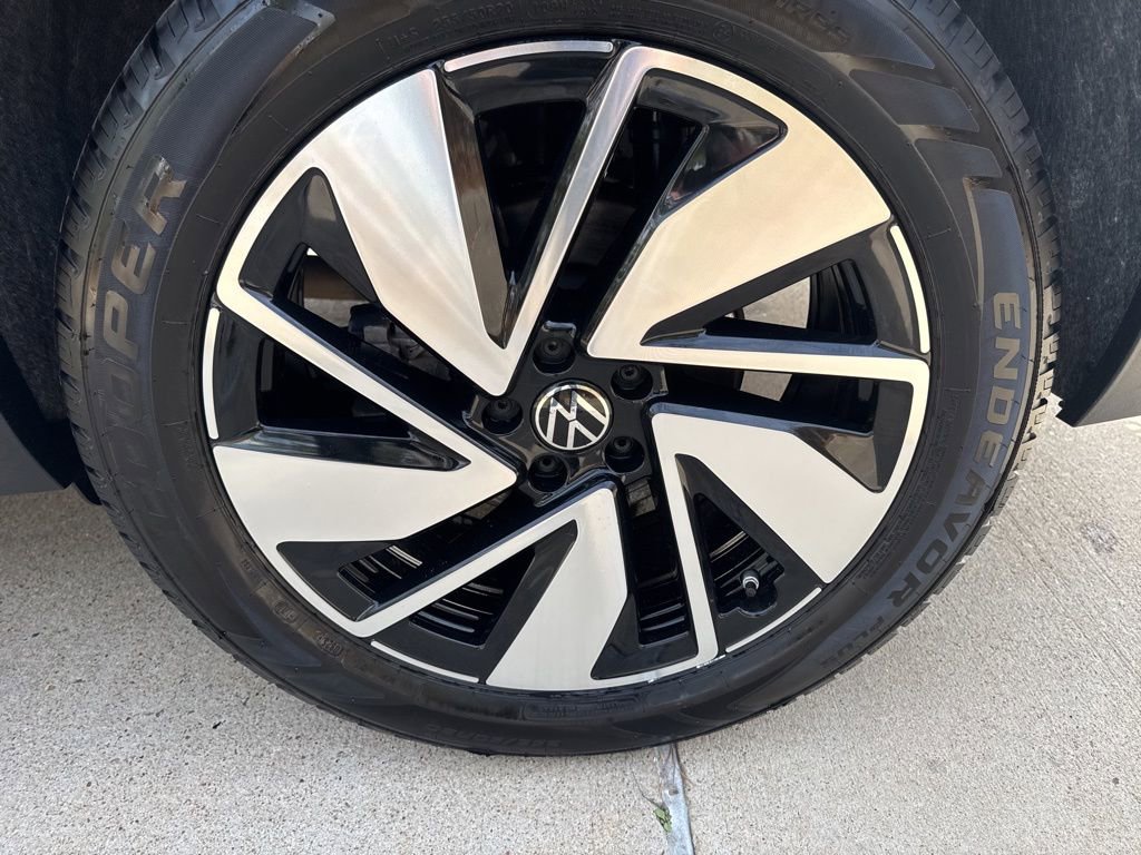 Used 2024 Volkswagen Atlas SEL image 9