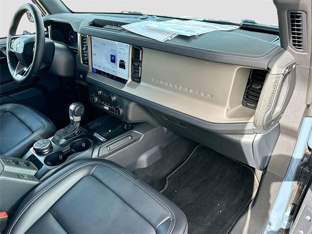 Used 2025 Ford Bronco Outer Banks image 28