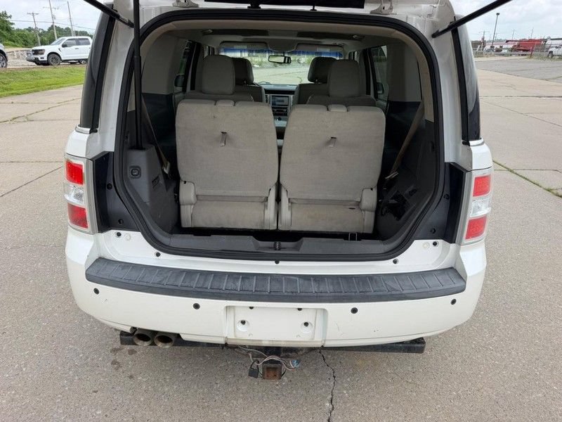 Used 2012 Ford Flex Limited w/ Equipment Group Order Code FWD image 5