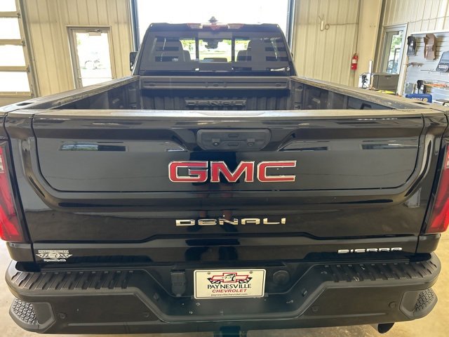 Used 2024 GMC Sierra 3500 Denali w/ Denali Reserve Package image 6