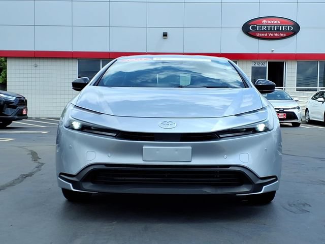 Certified 2025 Toyota Prius LE FWD image 2
