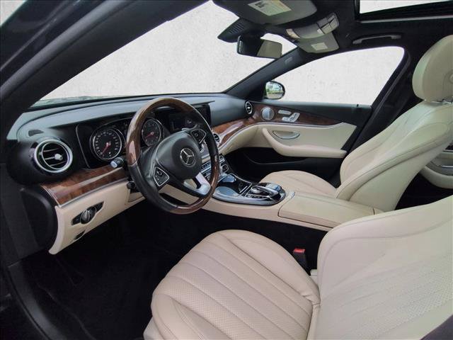 Used 2017 Mercedes-Benz E 300 image 9