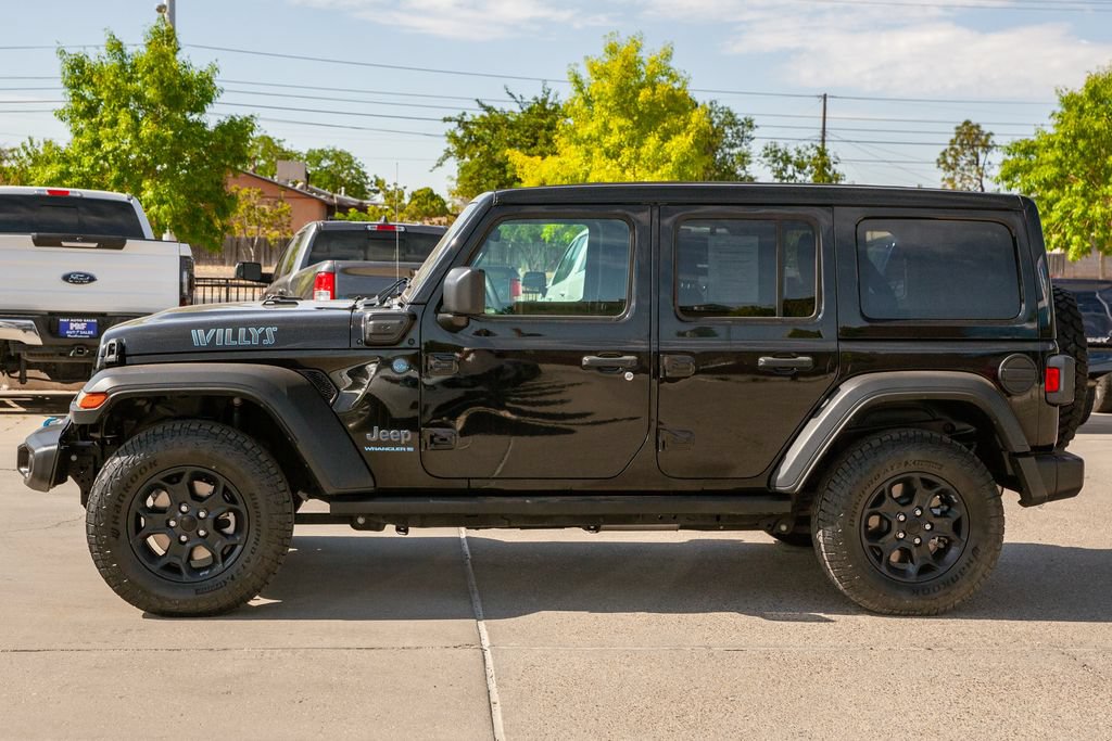 Used 2023 Jeep Wrangler Unlimited w/ Sun & Screen Package AWD/4WD image 8