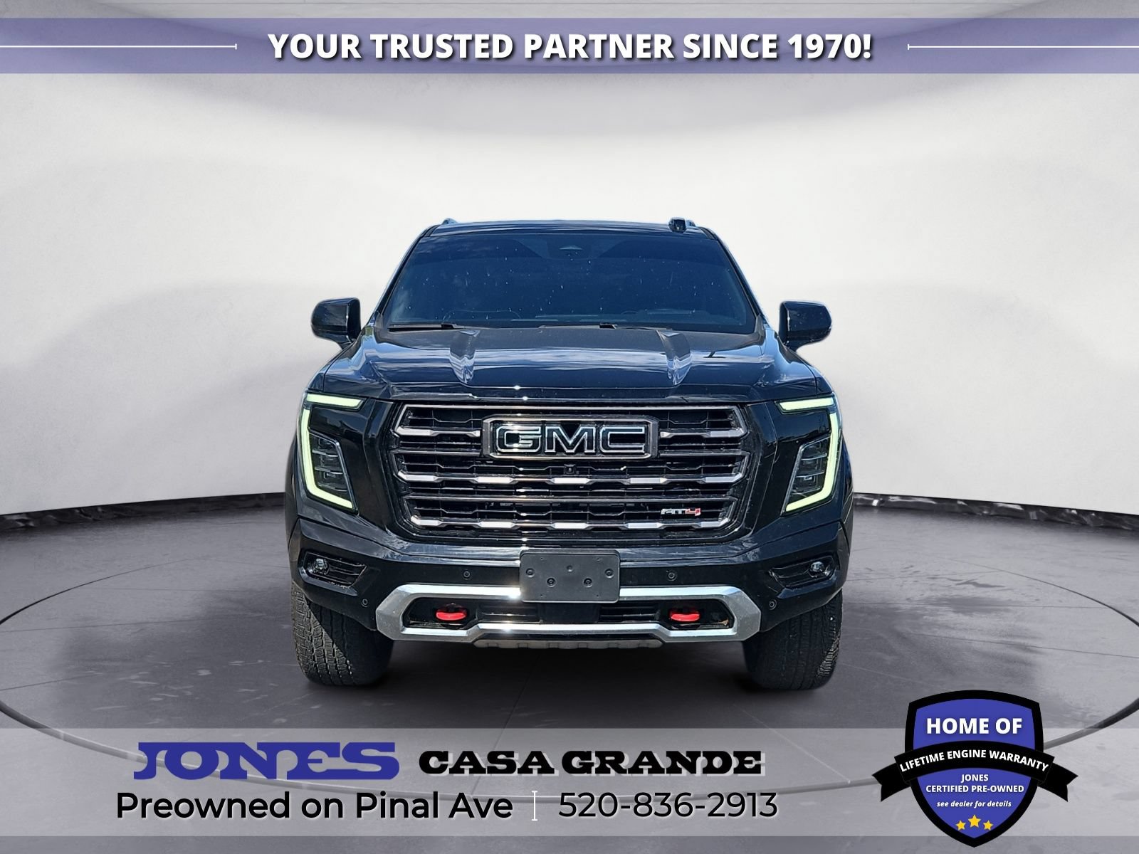 Used 2025 GMC Yukon AT4 Ultimate w/ LPO, Floor Liner Package AWD/4WD image 2