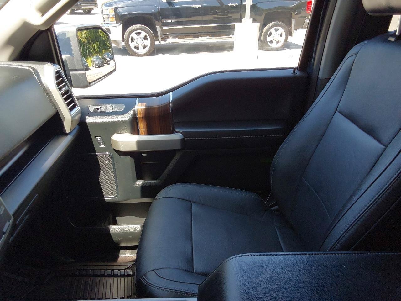 Used 2015 Ford F150 Lariat AWD/4WD image 16