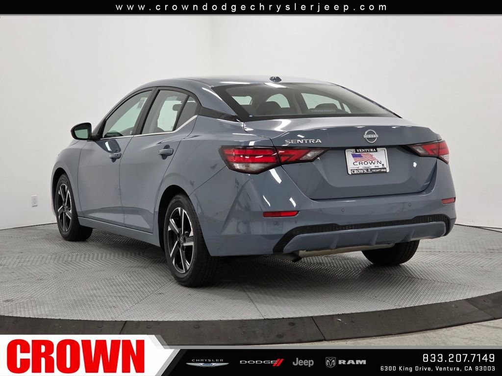 Used 2025 Nissan Sentra SV image 5