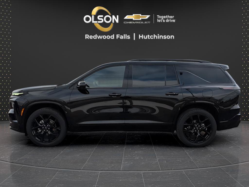 Used 2025 Chevrolet Traverse RS image 2