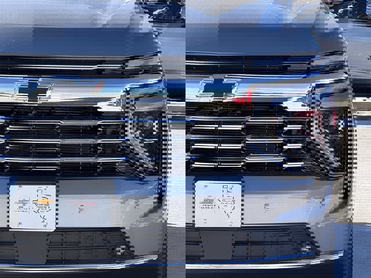 New 2026 Chevrolet Suburban Premier w/ Sun And Tow Package image 8