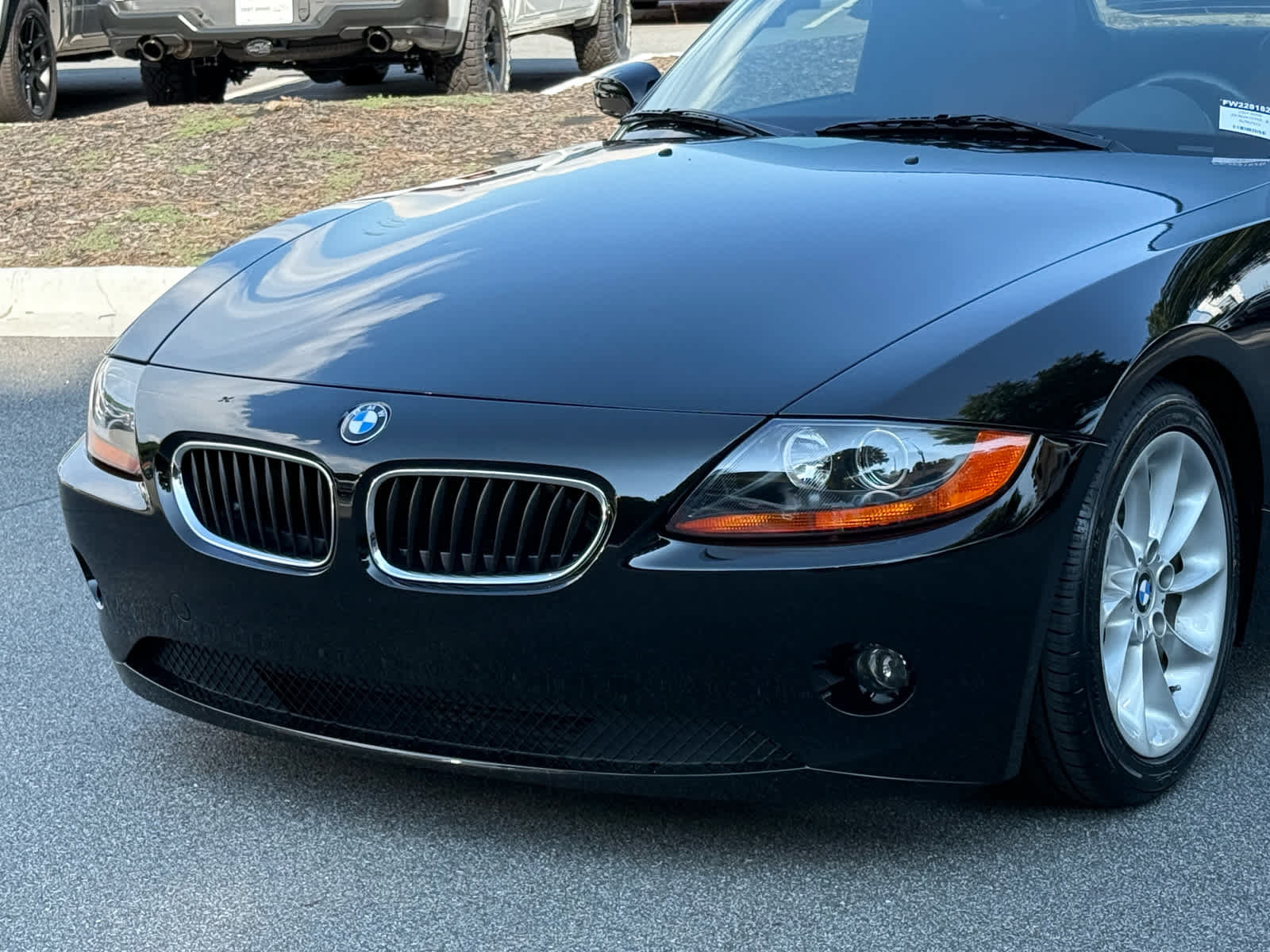 Used 2004 BMW Z4 2.5i RWD image 9