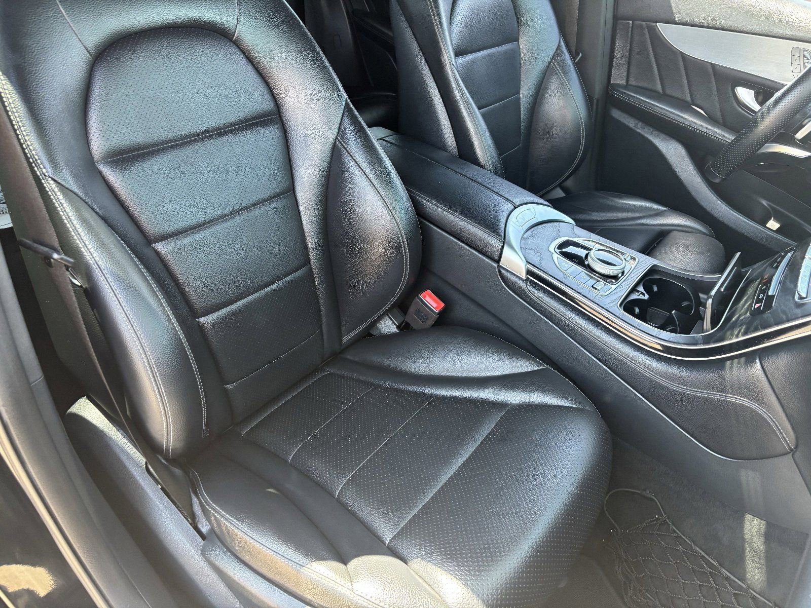 Used 2019 Mercedes-Benz GLC 300 4MATIC Coupe image 11